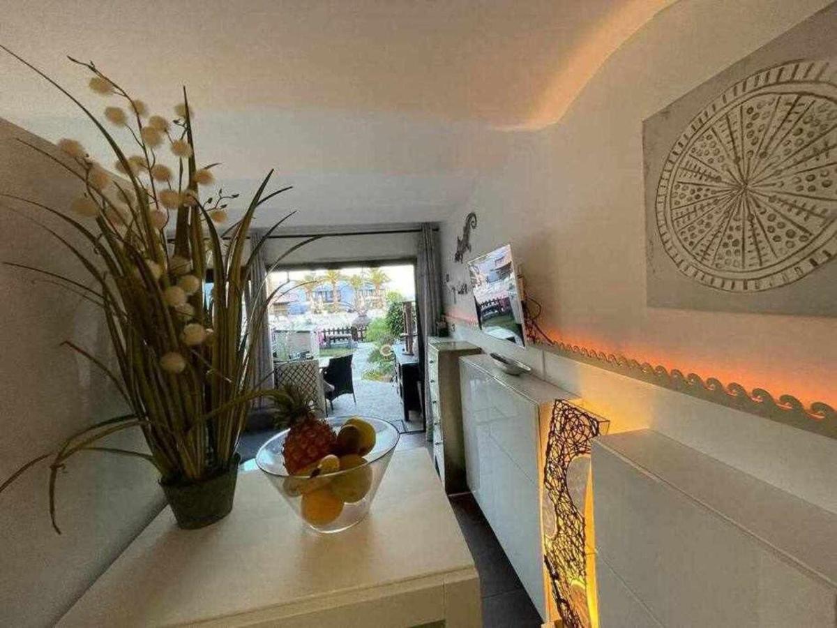 Bonito Apartamento Con Vista Al Mar Playa Del Aguila  المظهر الخارجي الصورة